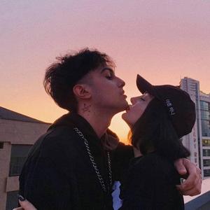 精品人伦一区二区三区蜜桃免费
